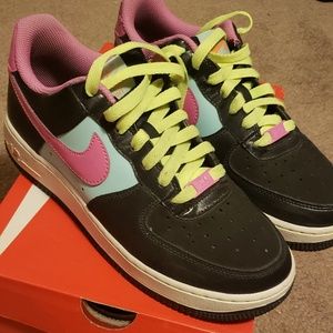 Nike low top air force one muti colored